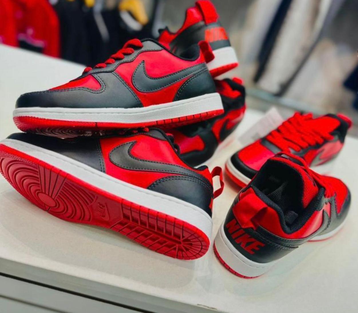Tênis Nike Borugh Cano Baixo - Vermelho e Preto
