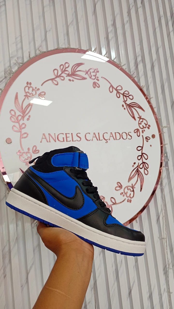 Tênis Nike Borugh Cano Alto - Azul e Preto