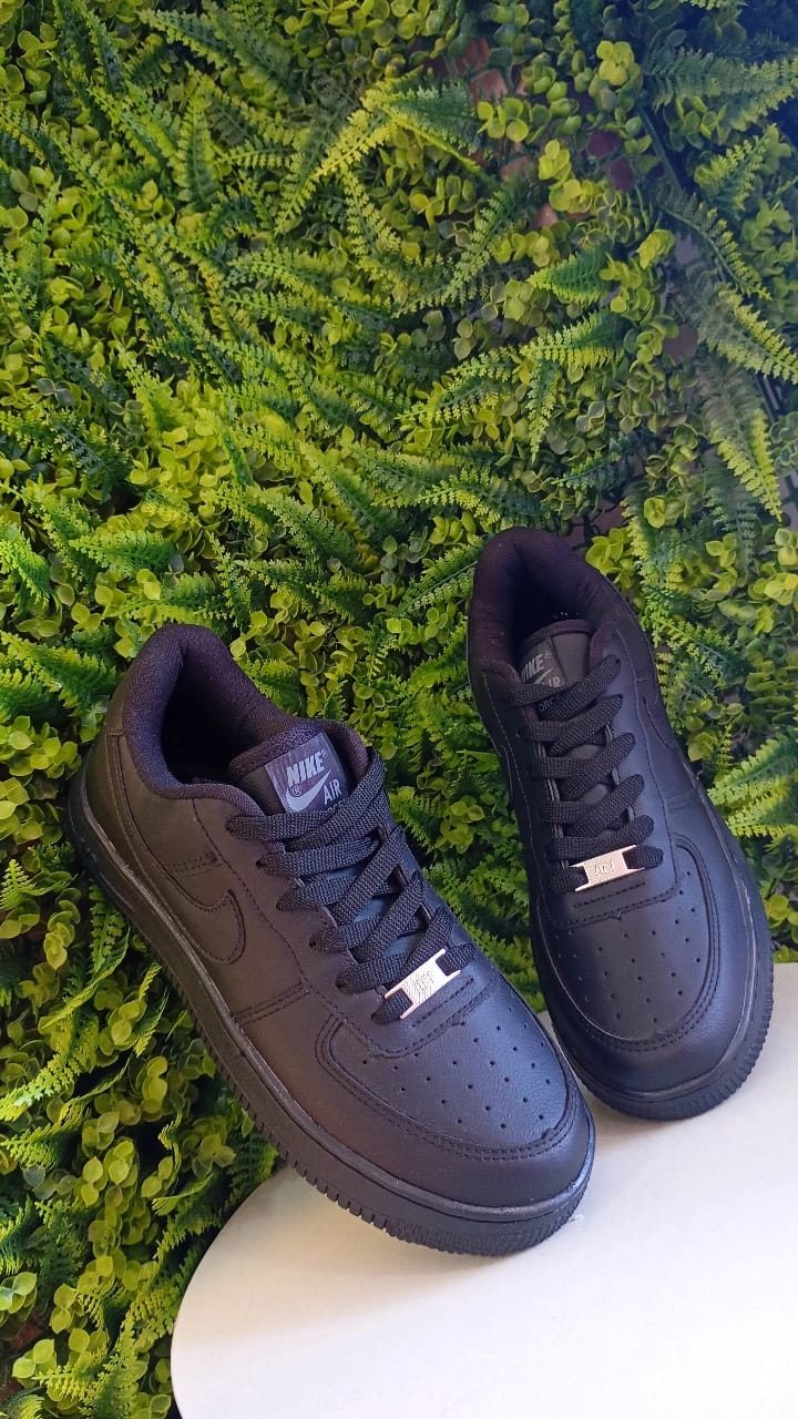Tênis Air Force - Preto