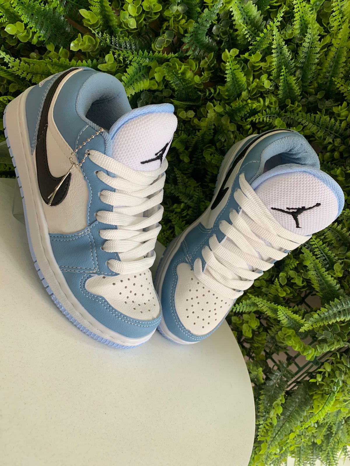 Tênis Nike - Air Jordan Cano Baixo - Azul