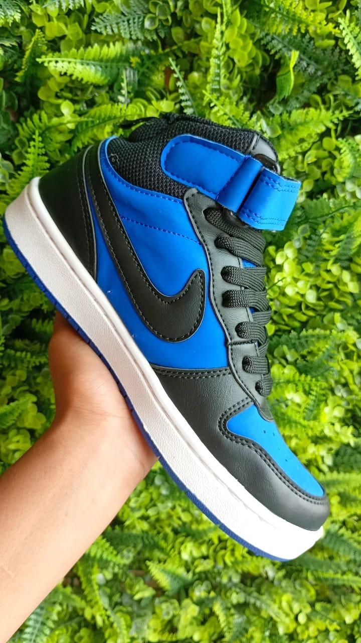 Tênis Nike Borugh Cano Alto - Azul e Preto