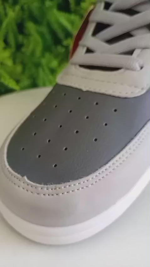 Tênis Nike Borugh Cano Alto - Cinza e Preto